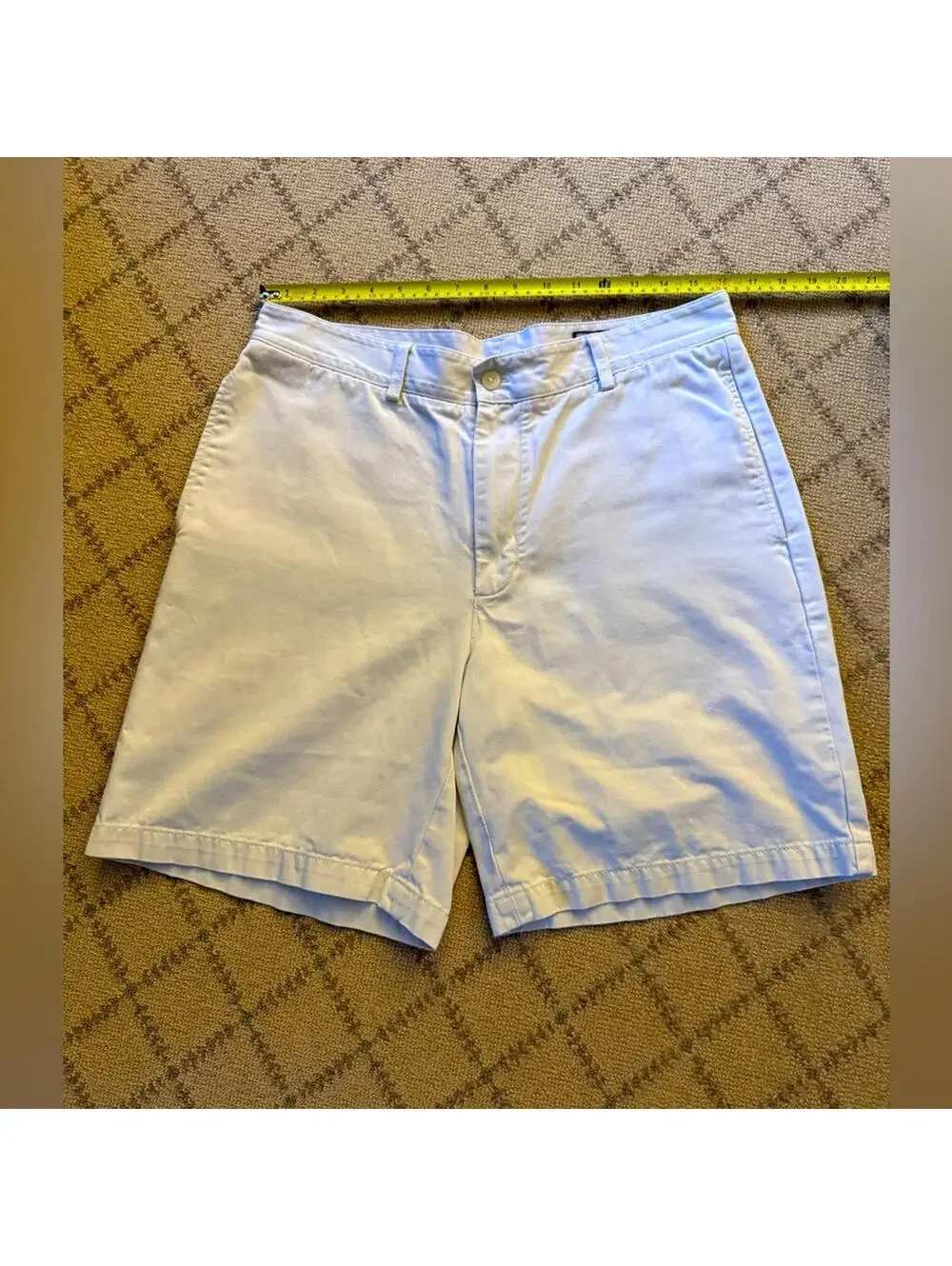 Vineyard Vines Club Short in Stone 34